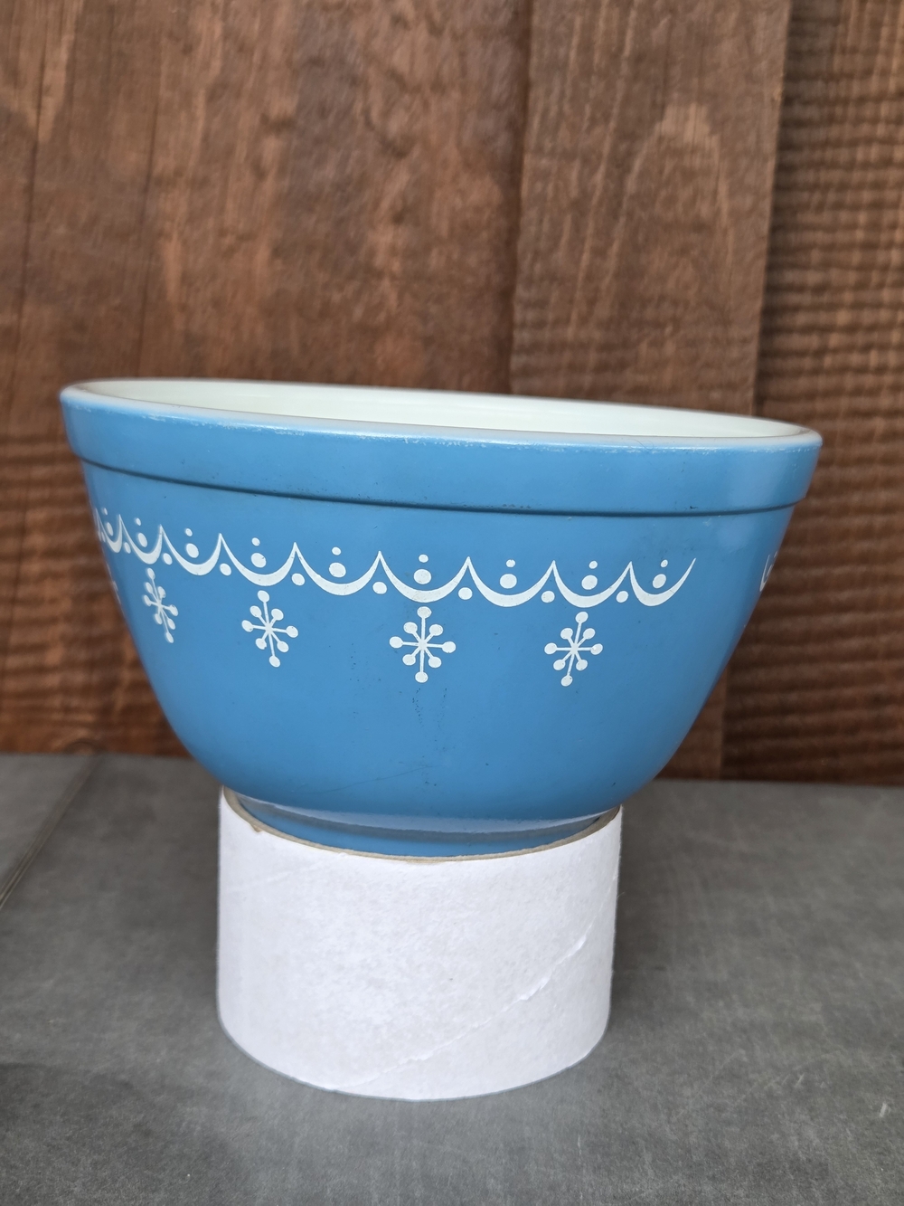Pyrex Snowflake Garland Blue 401 Bowl